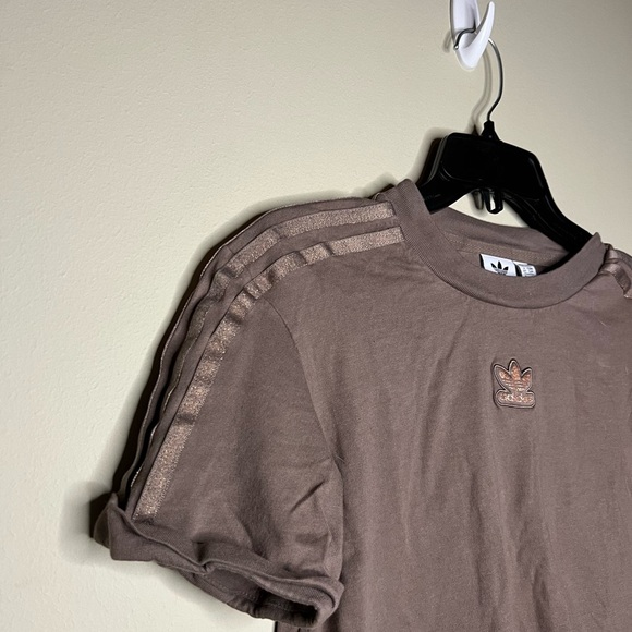 Glitter adidas crop top - Picture 2 of 4